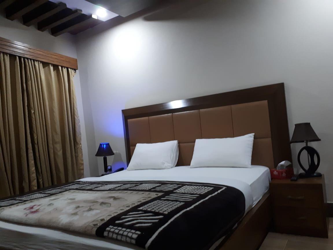มิดทาวน์ โฮเทล Hotel ราวัลปินดี ภายนอก รูปภาพ